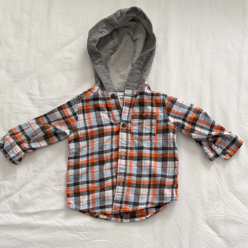 Baby boy Button down shirts size 6months